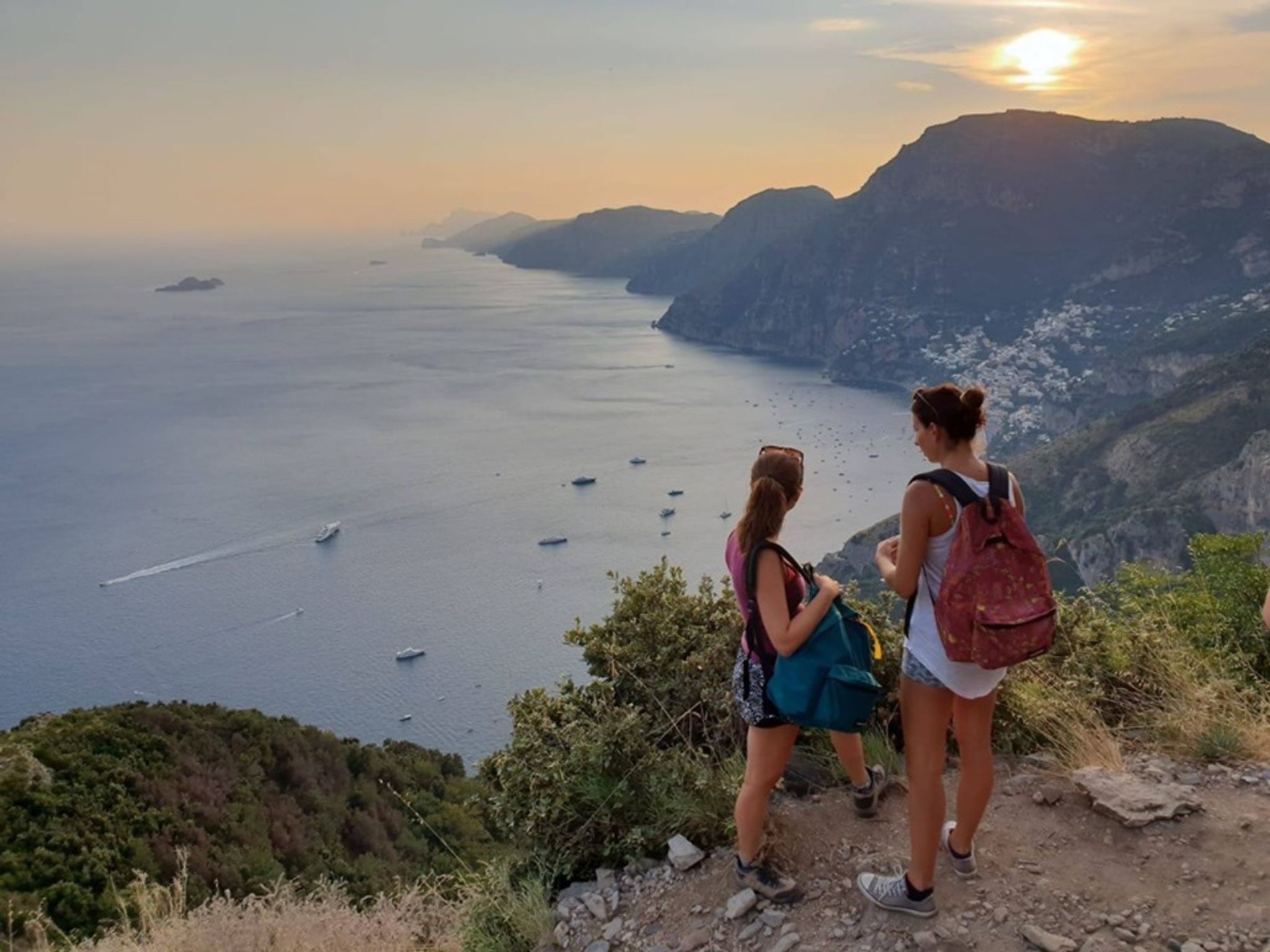Sul Sentiero degli Dei, aperi-trekking dal pastore