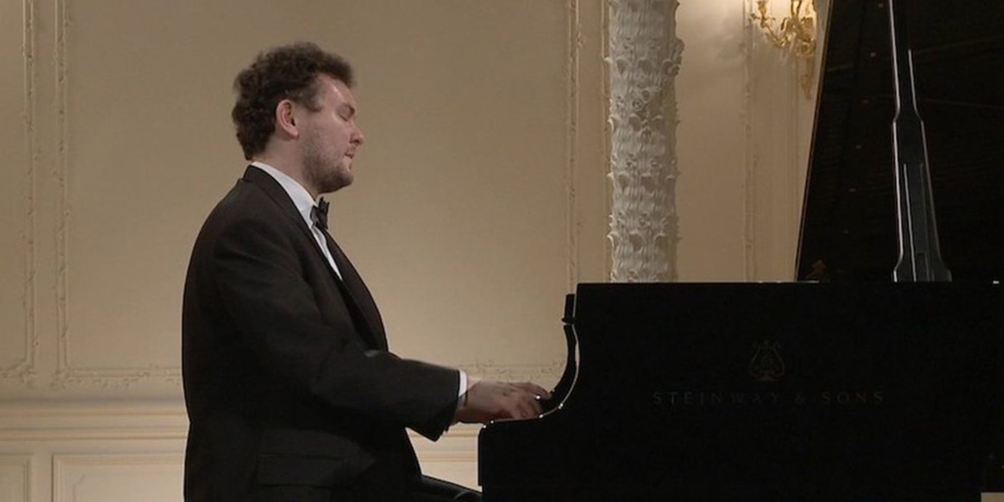 Yury Favorin, pianoforte