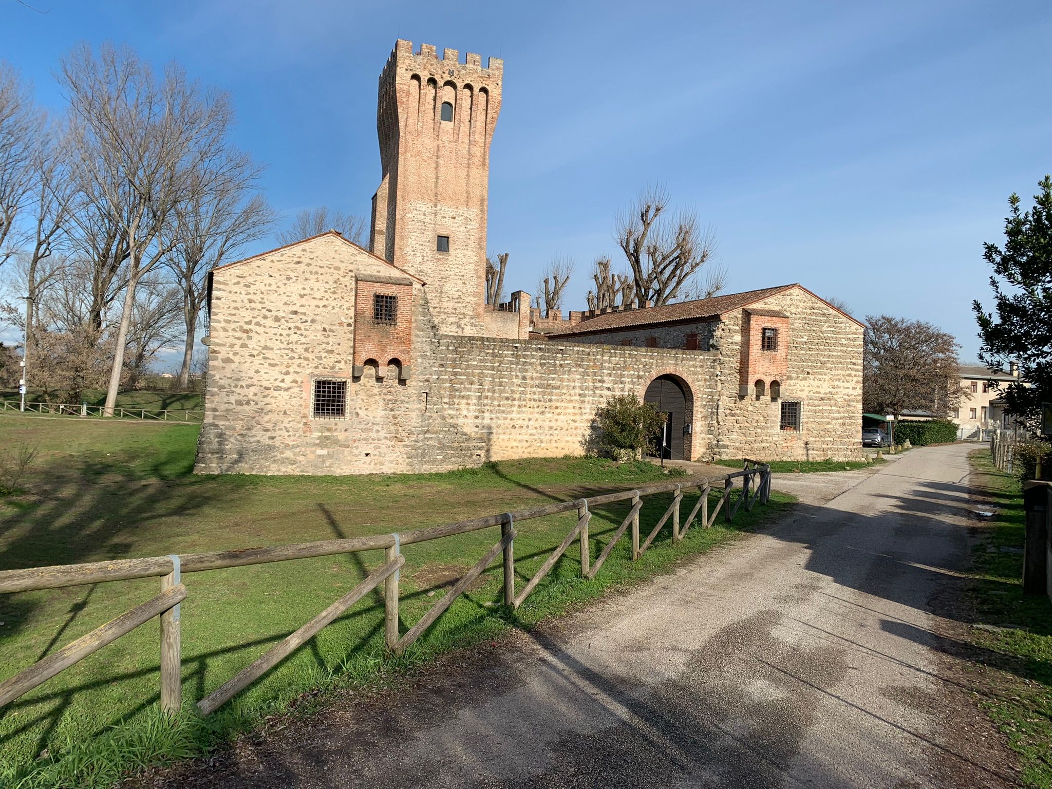 Euganean Hills + Bacchiglione river cycle path