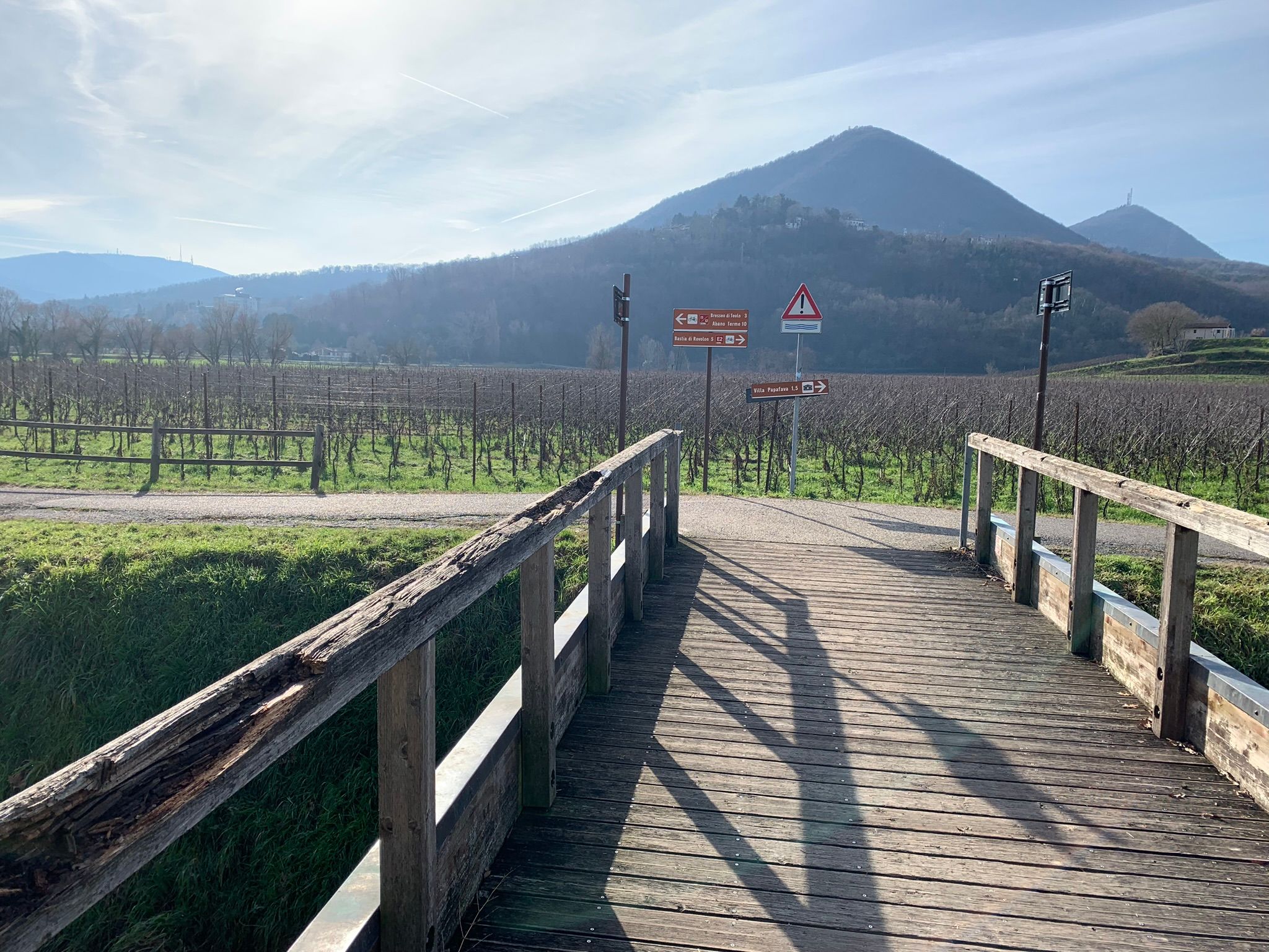 Euganean Hills + Bacchiglione river cycle path